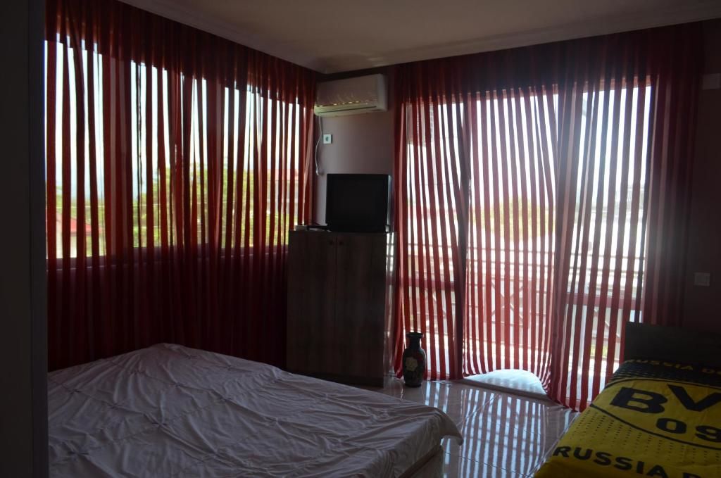 Курортные отели Hotel Near the Sea Кобулети-72